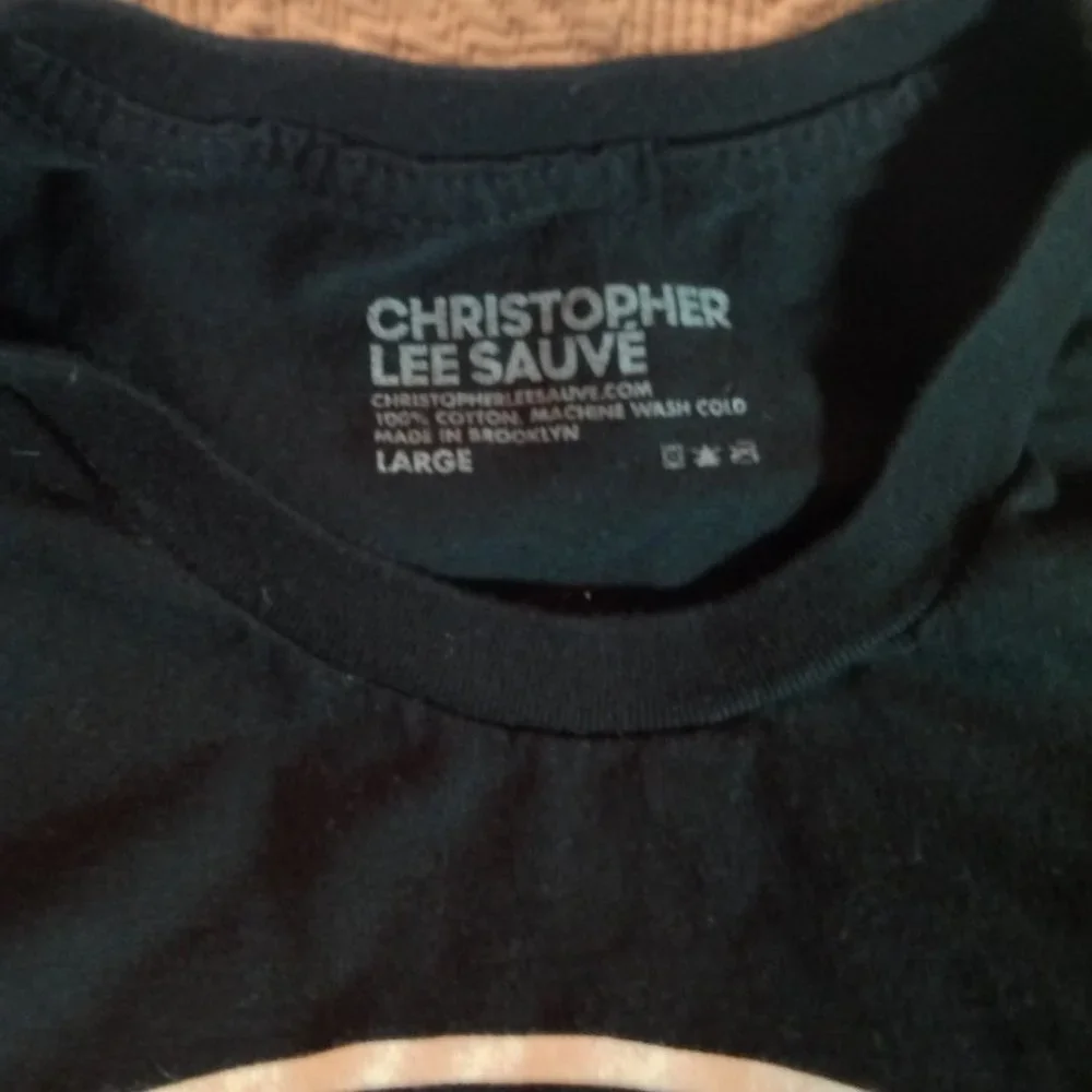 Christopher LEE SAUVE  T-Shirt NOS Grace Maus Coddington Collectible  pOP art